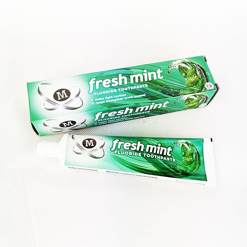 Deidentified Fresh Mint Flouride Toothpaste 100ml RRP 1 CLEARANCE XL 59p or 2 for 1